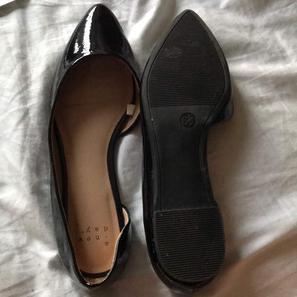 Black flats - Picture 4 of 4